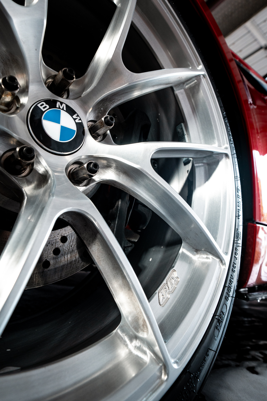 BLACKLINE® Wheel N' Tire Cleaner – Brake Dust & Grime Remover