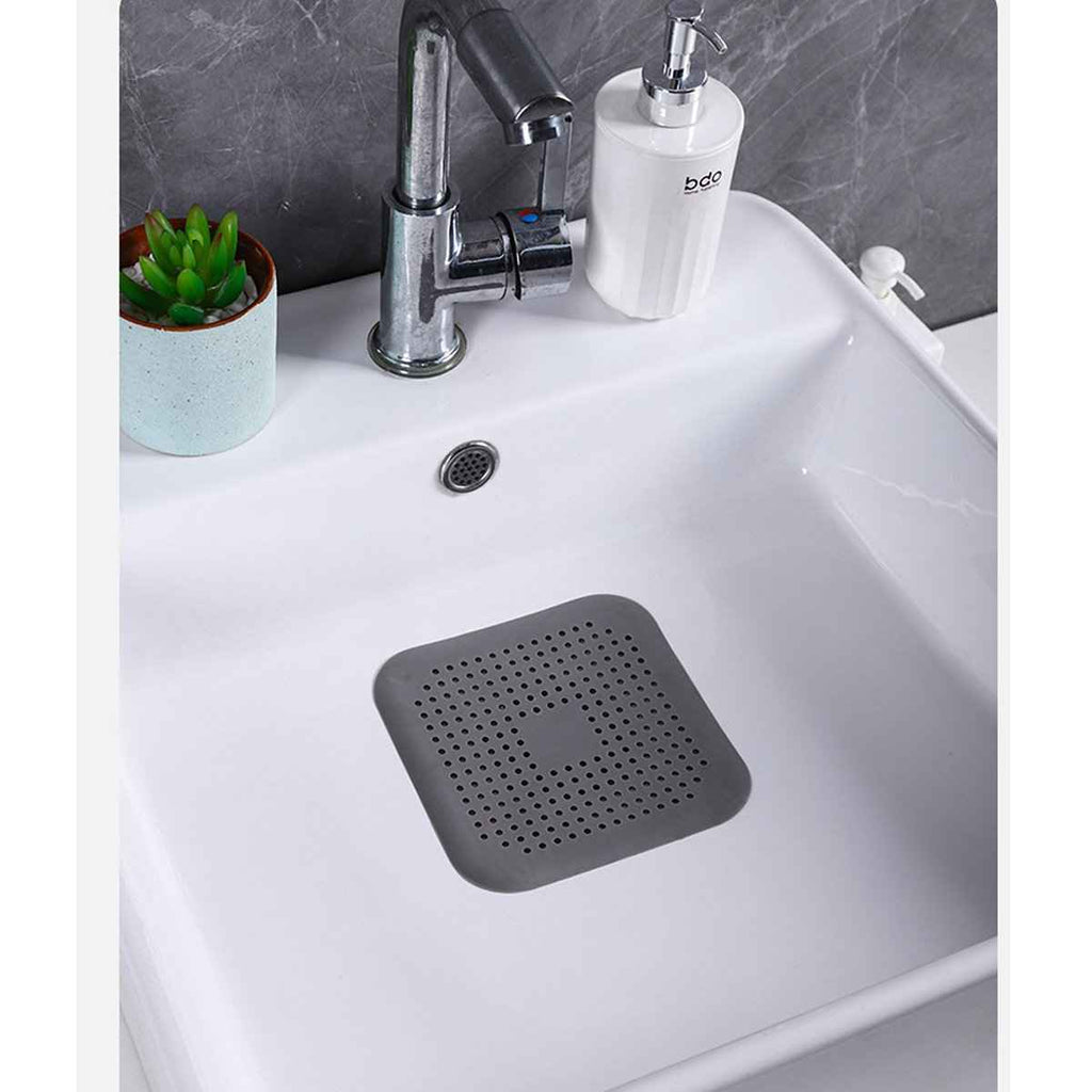 Square drain catcher with flexible silicone construction